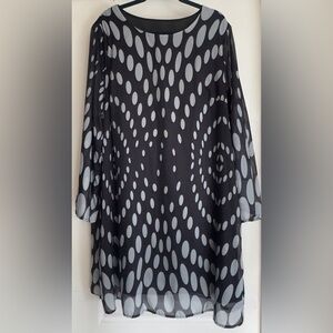 Chic Black and Gray Patterned Dress